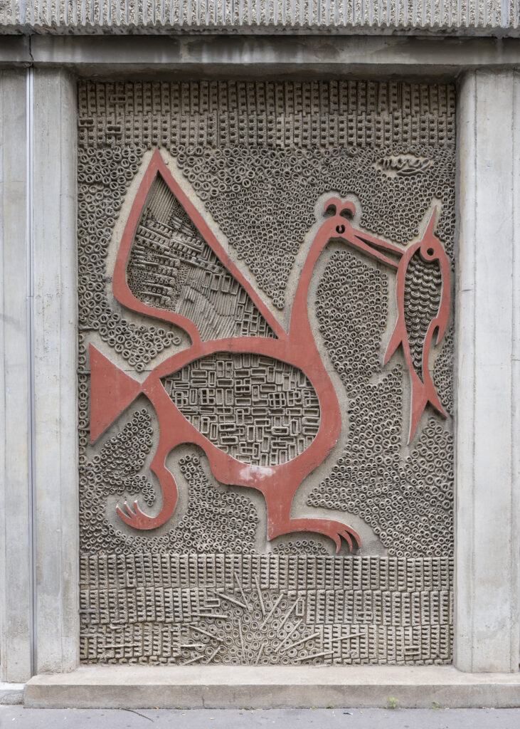 Lyon (69), Bas-relief : Oiseau chypriote, Morog.
© Michel Pérès / Région Auvergne-Rhône-Alpes, IGPC, 2022