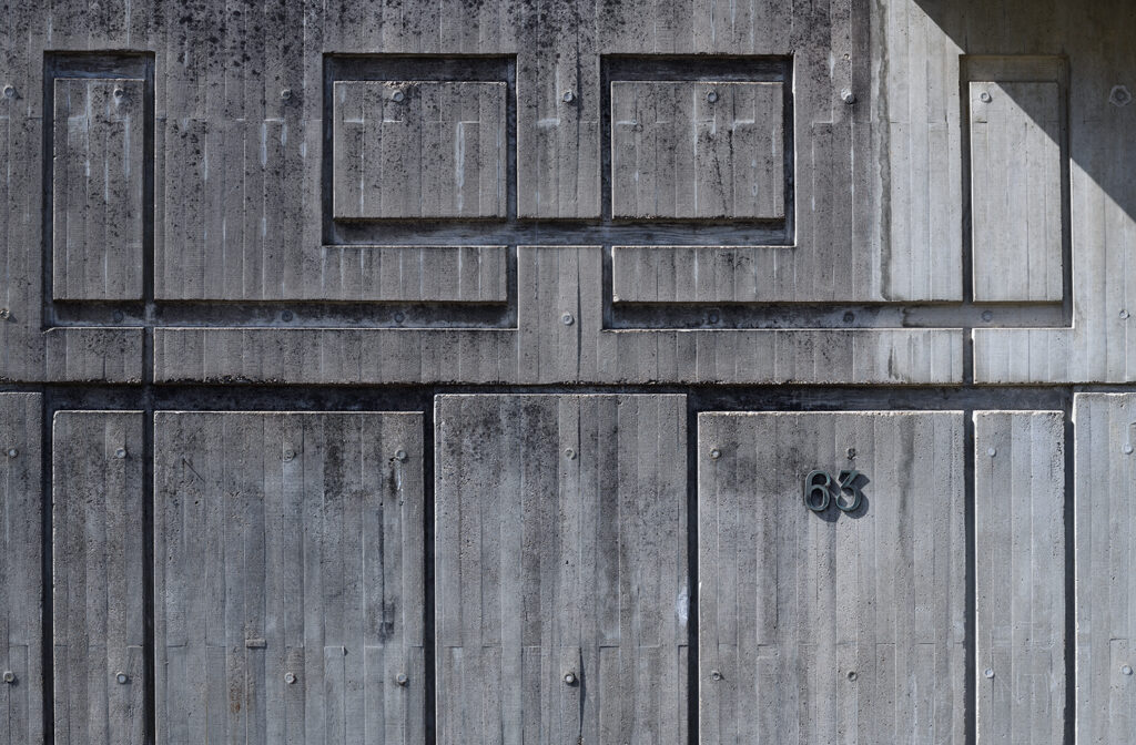 Lyon (69), Détail du portail du nouveau cimetière de la Croix-Rousse, Pierre Bourdeix.
© Thierry Leroy / Région Auvergne-Rhône-Alpes, IGPC, 2026